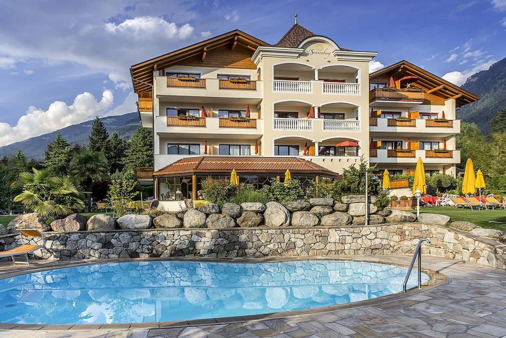 Sonnenburg Regio Dolomieten